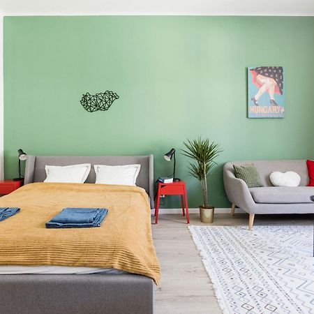 Stylish And Colourful Apartment In The City Centre Budapešť Exteriér fotografie